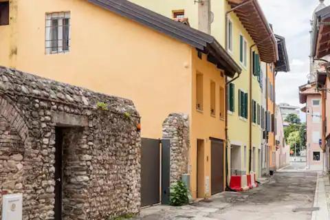 Terratetto In Centro + Parcheggio Daire Udine Dış mekan fotoğraf